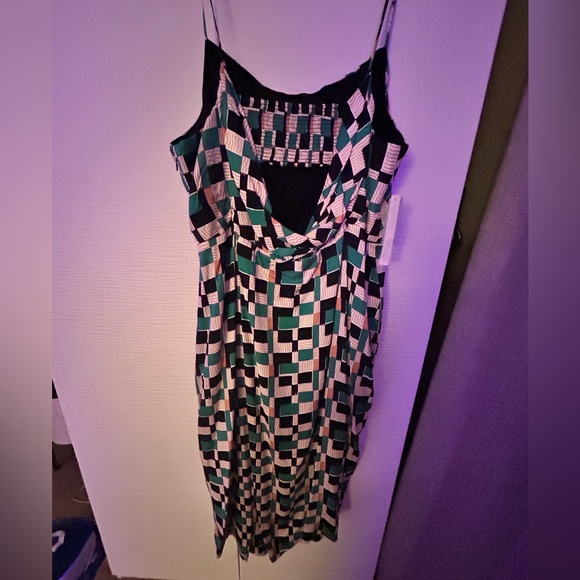 🖤💚Anthropologie Green & Black Assymetrical Slip Dress💚🖤 - Picture 9 of 11